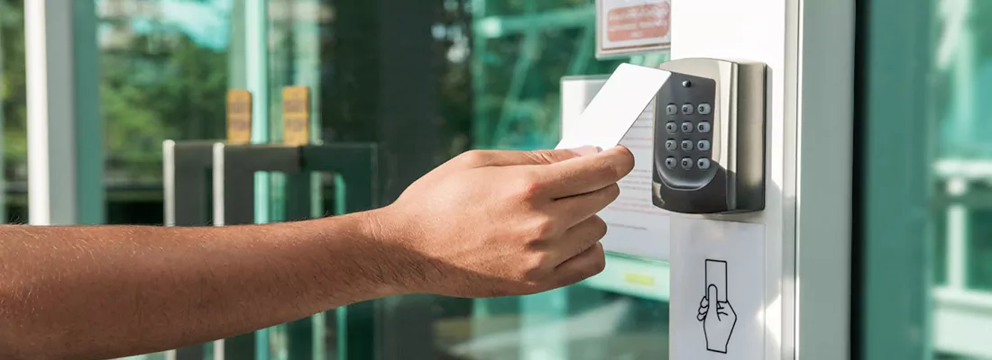 Custom Access Control Systems for Businesses in Town 'n' Country, FL