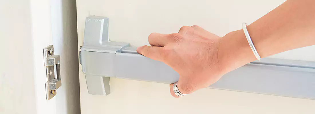 Fast and Affordable Door Panic Bar Installation in Town 'n' Country, FL