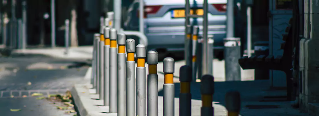 Safe and Convenient Retractable Barrier Column Systems for Properties in Town 'n' Country, FL