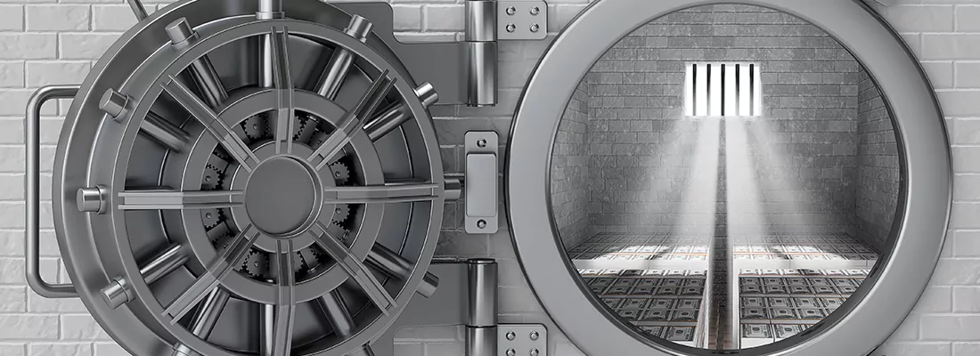 Vault Repair in Town 'n' Country, FL